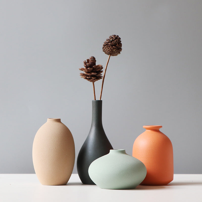 Nordic Mini Ceramic Vase – Modern Home Decor