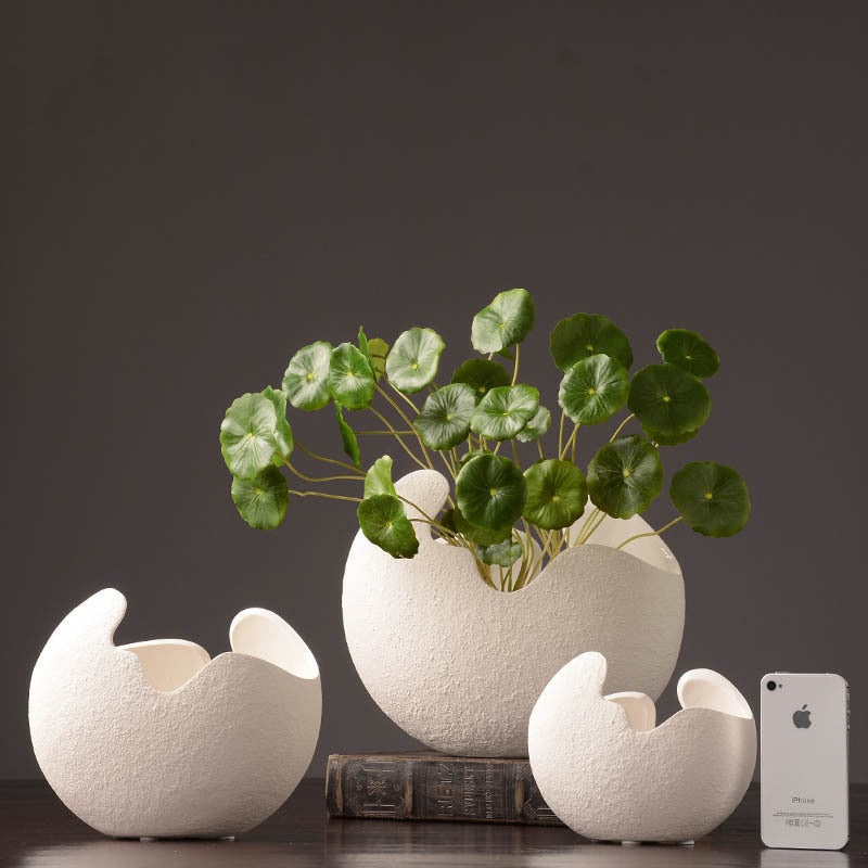 Simple White Ceramic Vase – Natural Textured Home Decoration