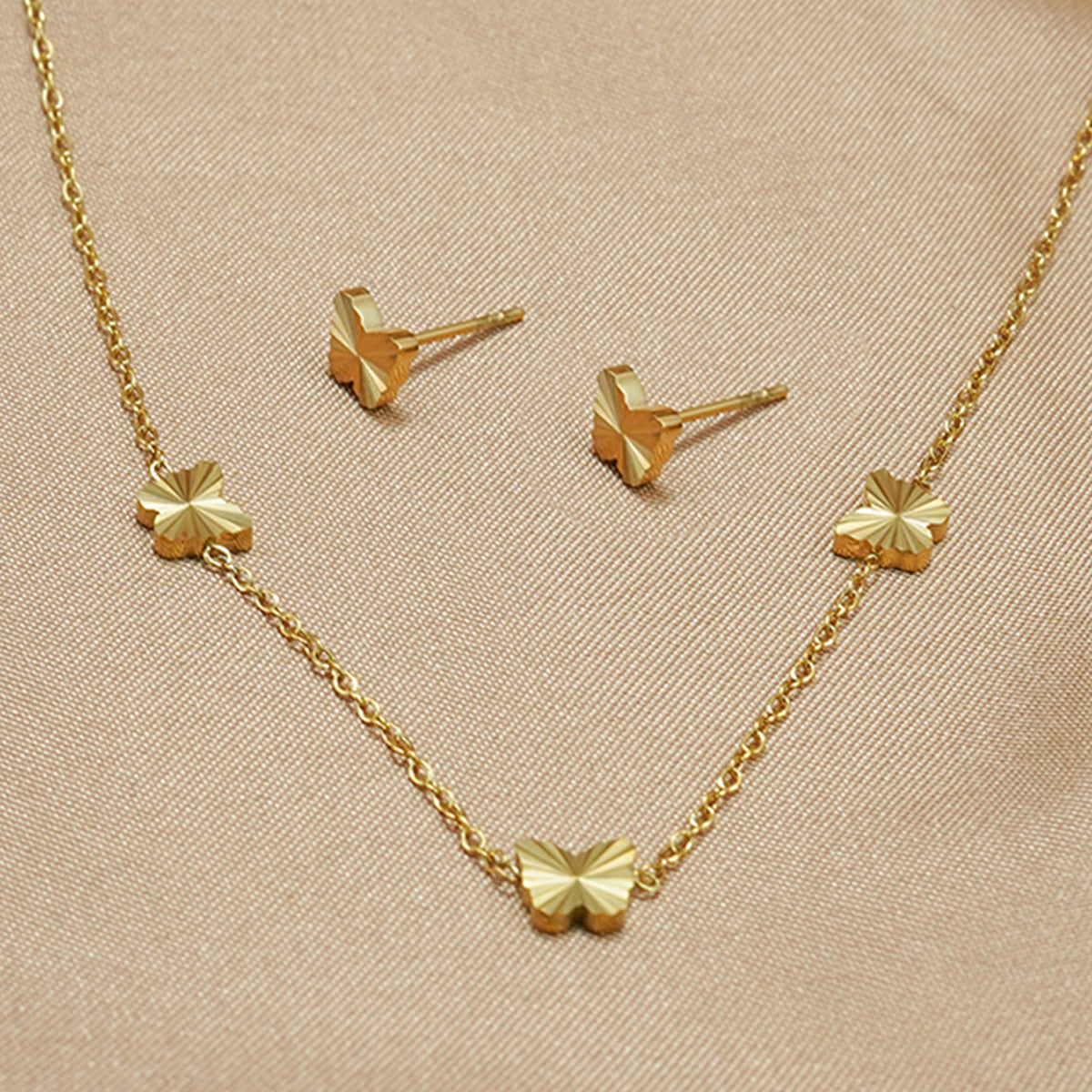 Gold Heart Jewelry Set – Waterproof & Hypoallergenic Gift for Her